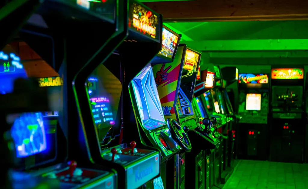 the history of uk arcades - 80s and 90s arcade machines